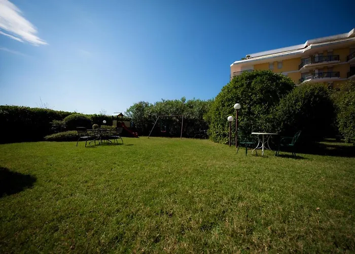 Hotel Ping Pong: Hotel Janeiro Frontemare