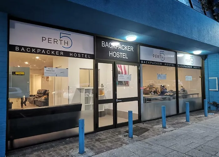 Quokka Backpackers Hostel Perth - Note - Valid Passport Required To Check In