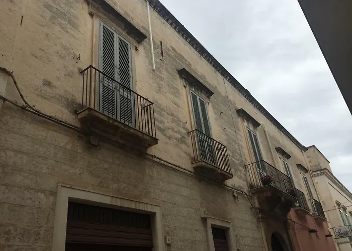 Palazzo Laguardia