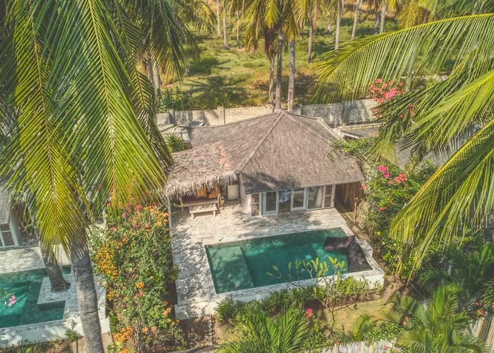 Sunset Palms Resort