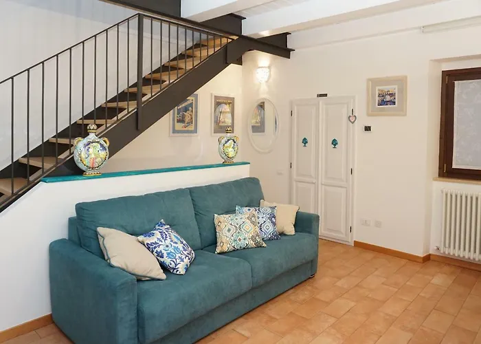 Casa Vacanze Torre Dei Gualtieri