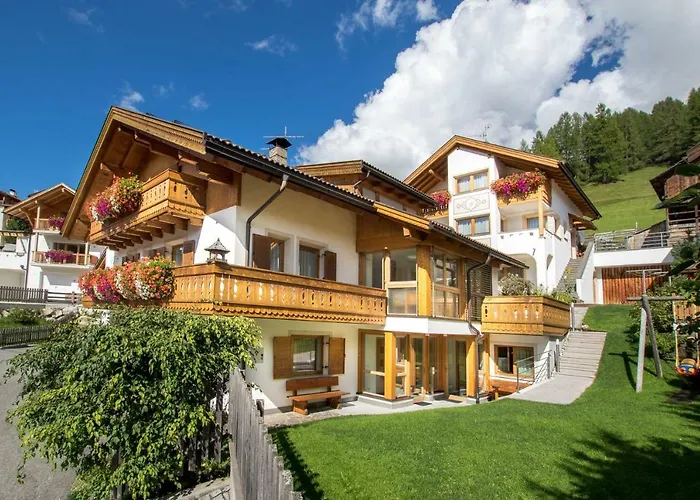 Hotel 3 stelle: Appartamenti Vilin&Ruances
