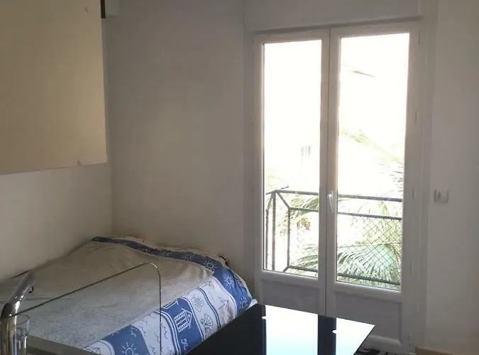 Lovely Apartment In Mention French Riviera