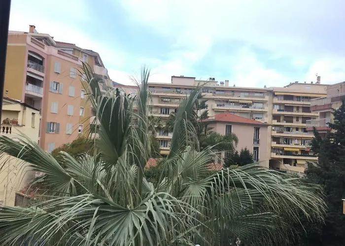 Lovely Apartment In Mention French Riviera