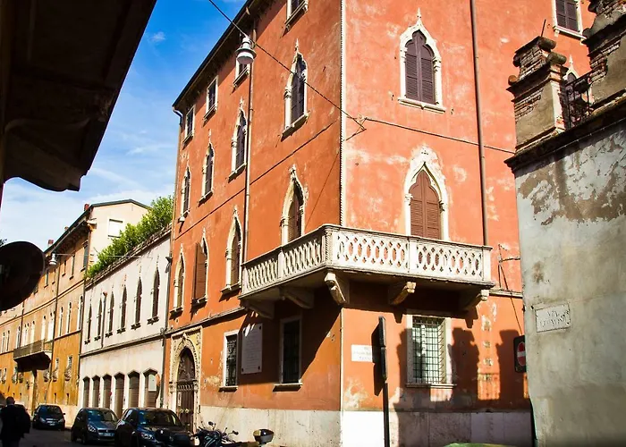 Leoncino Suite