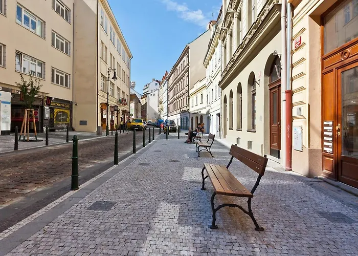 Lovely Prague s - Truhlarska