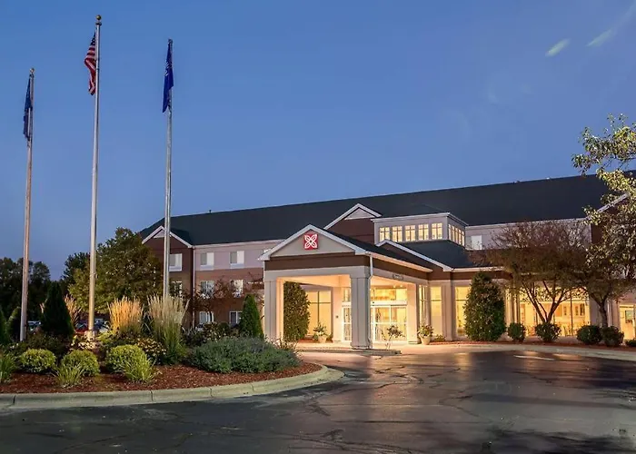 Luxury hotel only: Hilton Garden Inn Oshkosh