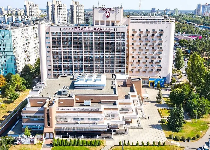 Hotel familiar: Bratislava Hotel Kyiv
