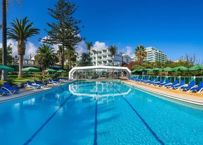 Hotel met zwembad: Parque Vacacional Eden